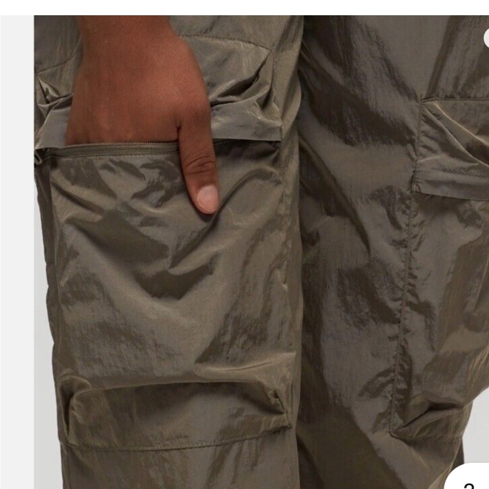 Nike Women's Sportswear Tech Pack Repel Pants size L - Picture 5 of 6